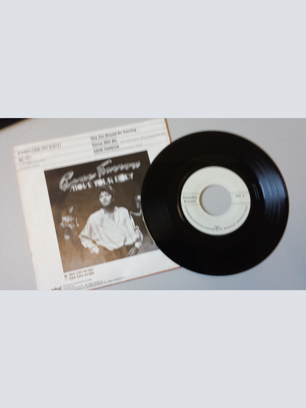 Vinyl / Gene Farrow - Hey You Should Be Dancing