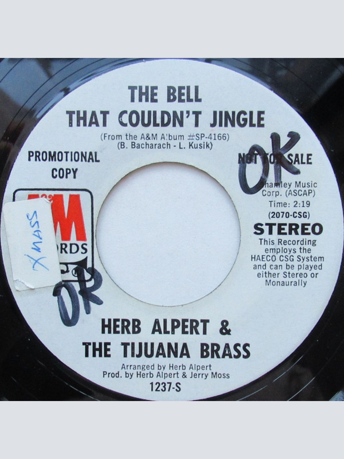 Vinyl / Herb Alpert & The Tijuana Brass - The Bell That Couldn't Jingle / Las Mananitas