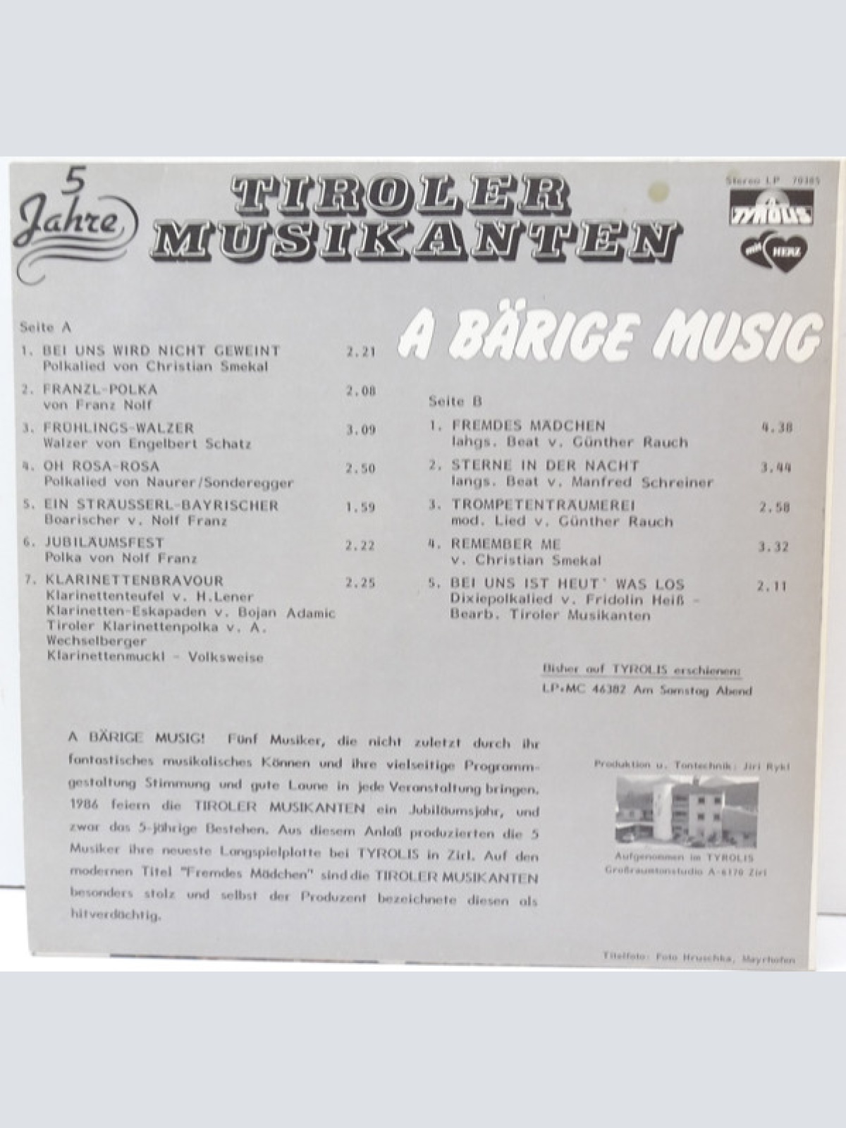 Vinyl / Tiroler Musikanten (2) - 5 Jahre A Bärige Musig