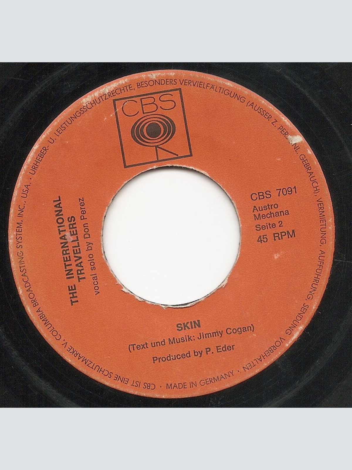 Vinyl / The International Travellers - Just A Tramp / The Skin