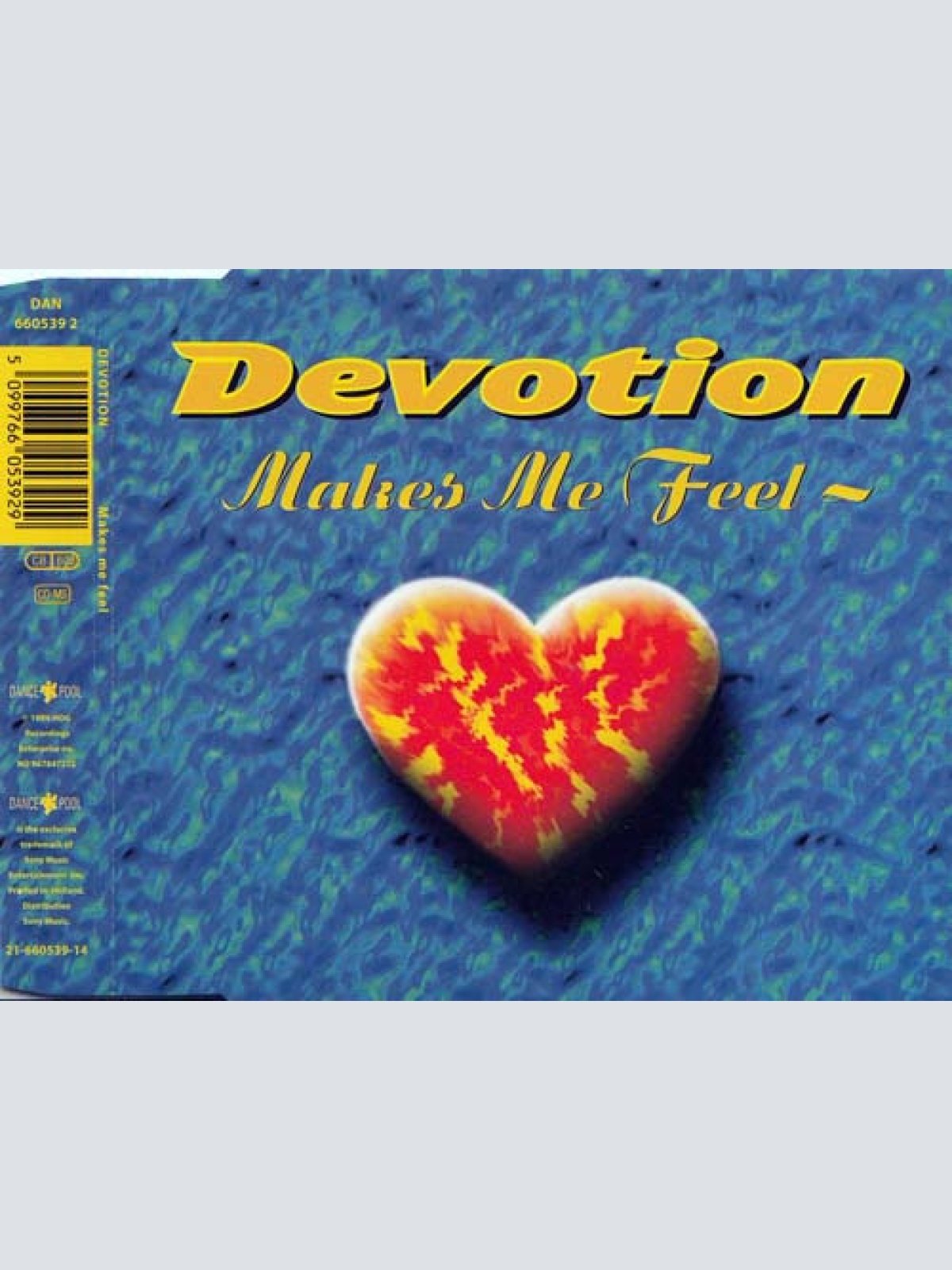 CD / Devotion (2) - Makes Me Feel