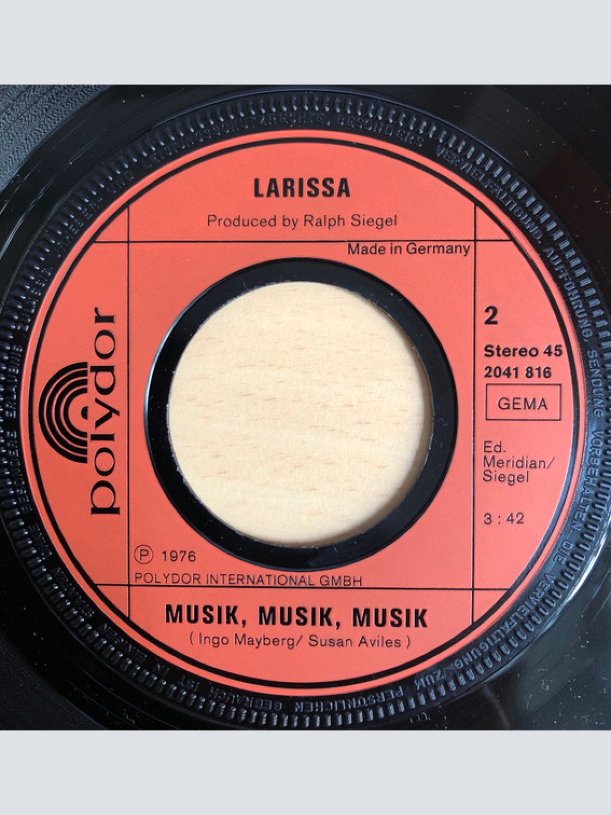 Vinyl / Larissa* - Halt' Mich Fest