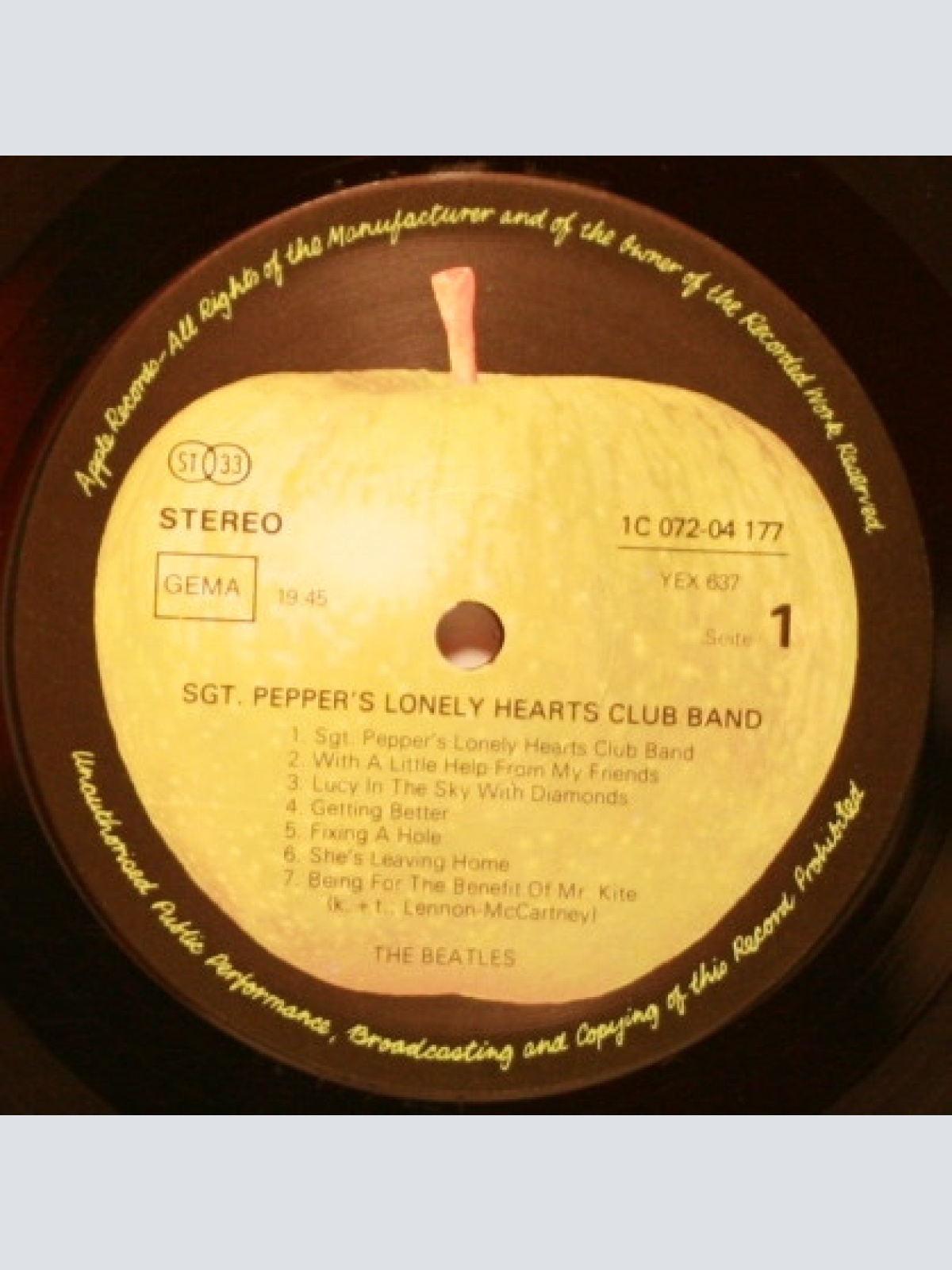 Vinyl / The Beatles - Sgt. Pepper's Lonely Hearts Club Band