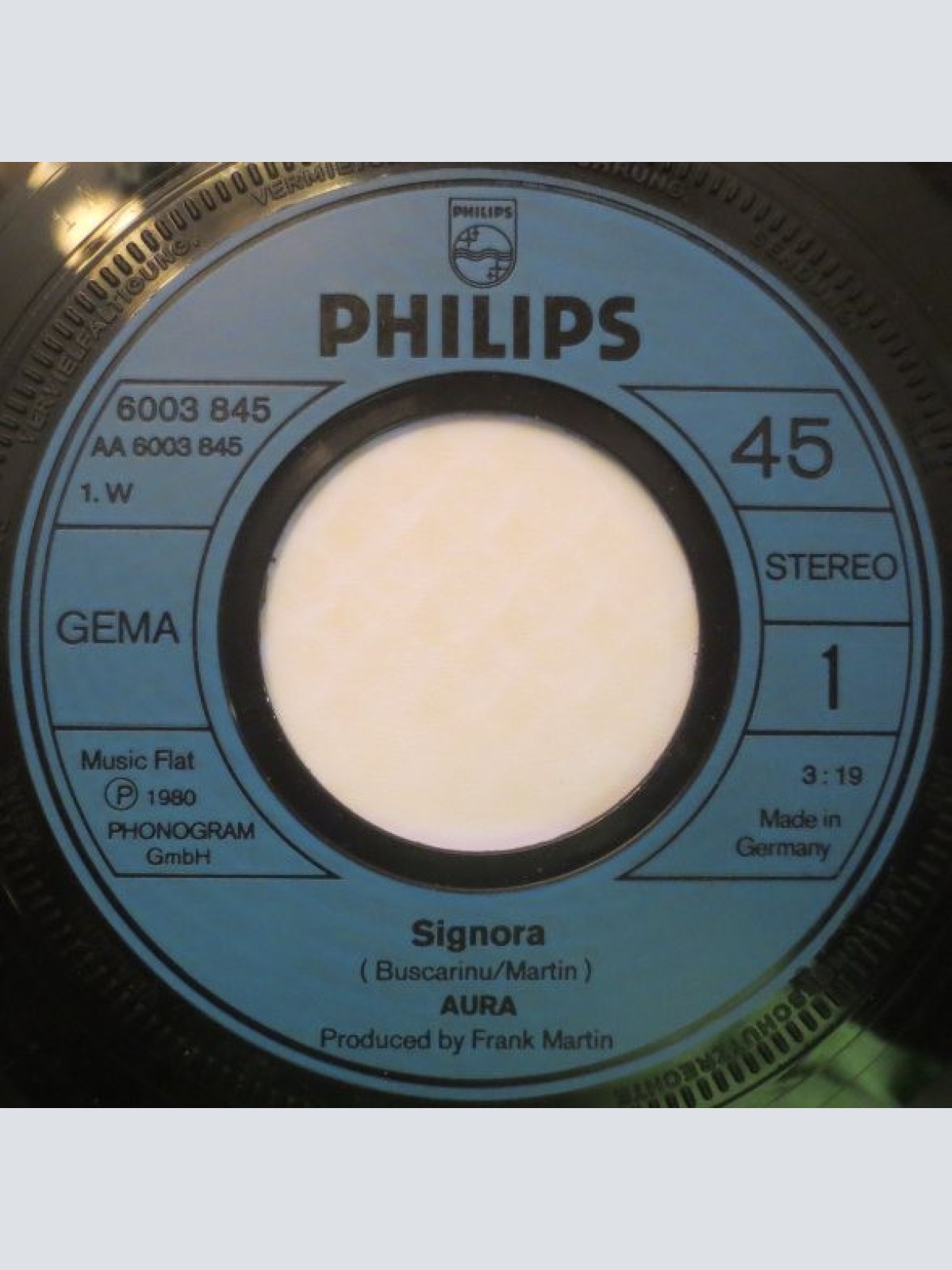 Vinyl / Aura (37) - Signora