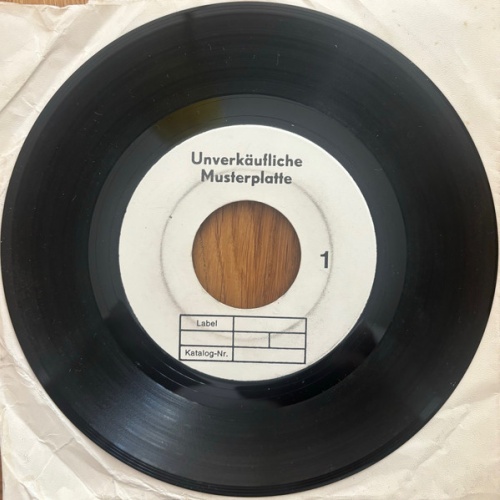 Vinyl / The Court (2) - I Wüü Net