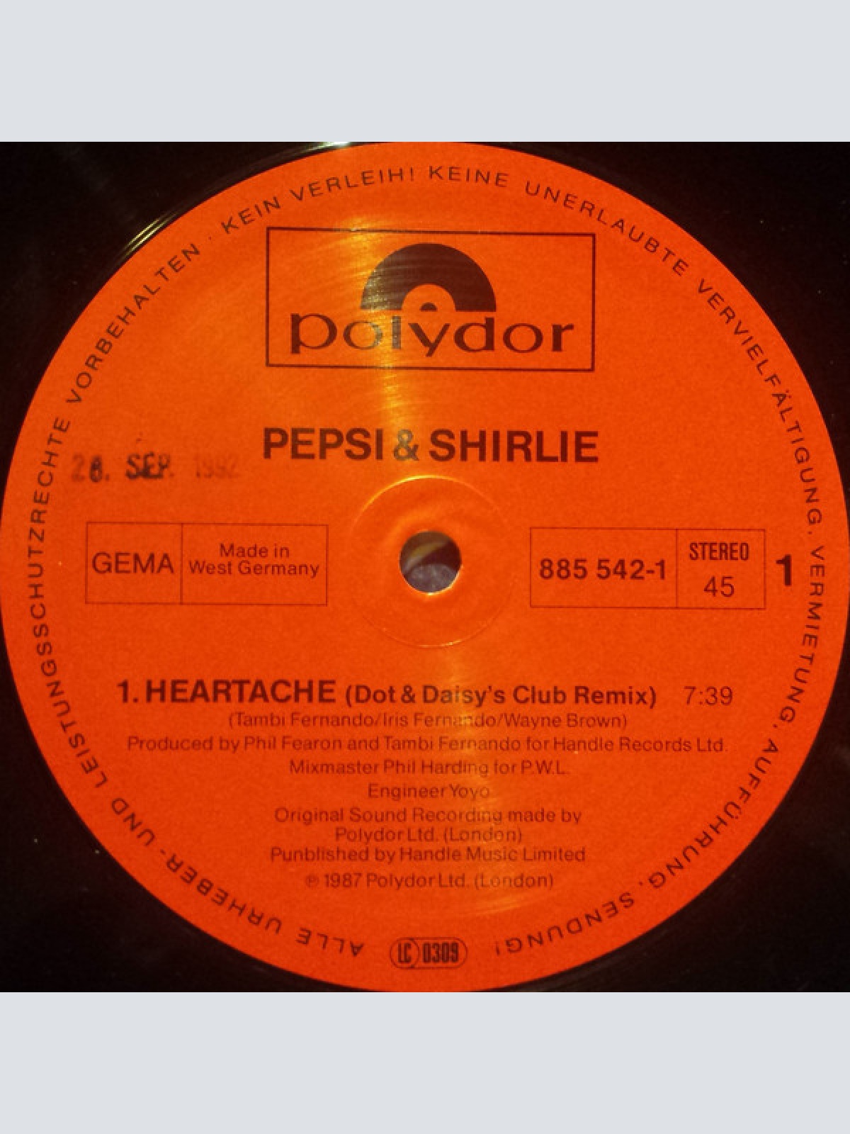 Vinyl / Pepsi & Shirlie - Heartache (Dot & Daisy's Club Remix)