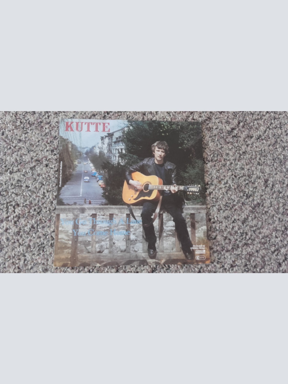 Vinyl / Kutte (2) - You Go Through A Lane