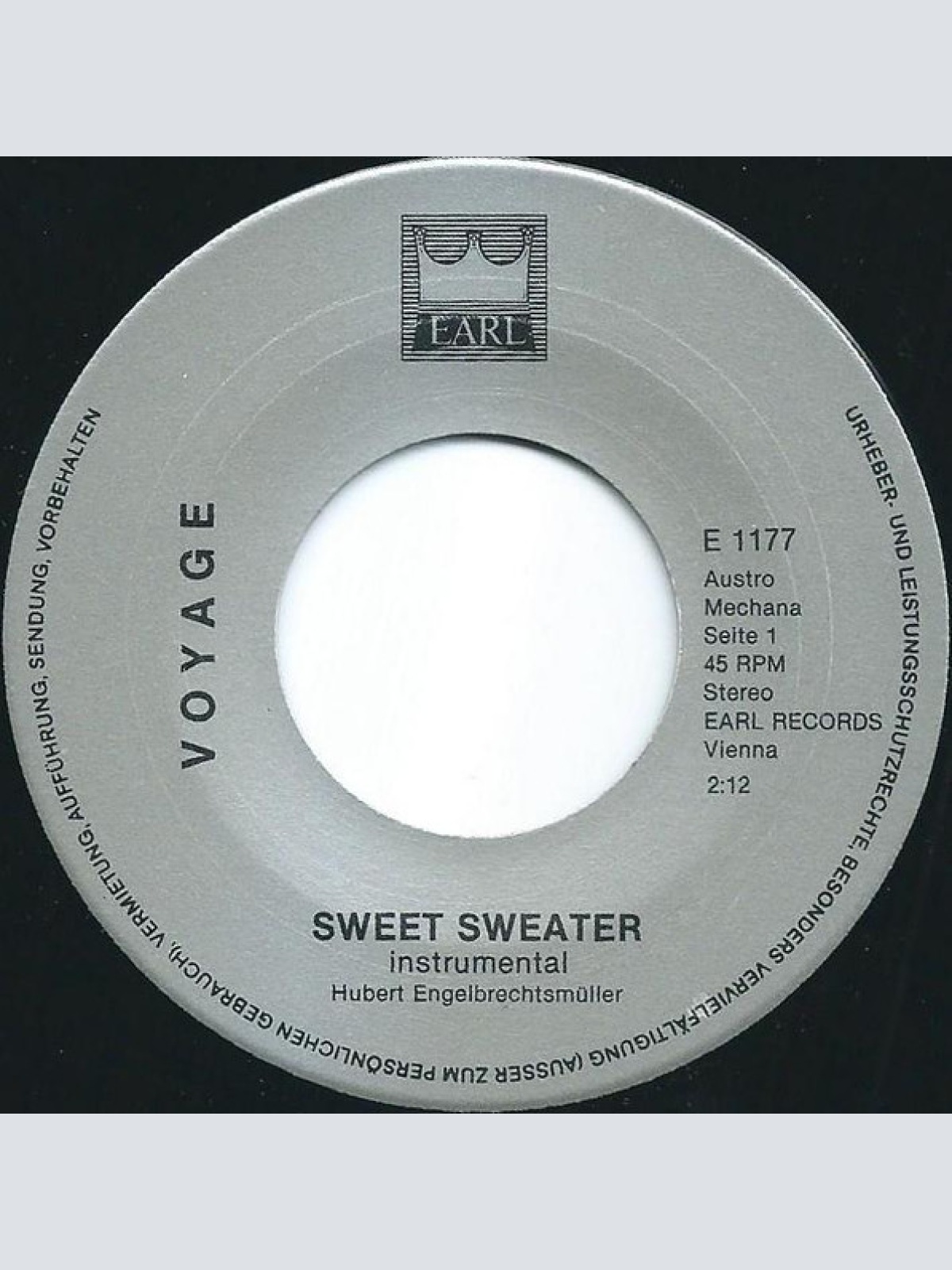 Vinyl / Voyage (16) - Sweet Sweater