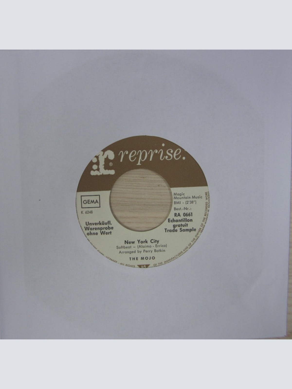 Vinyl / The Mojo Men - Not Too Old To Start Crying / New York City