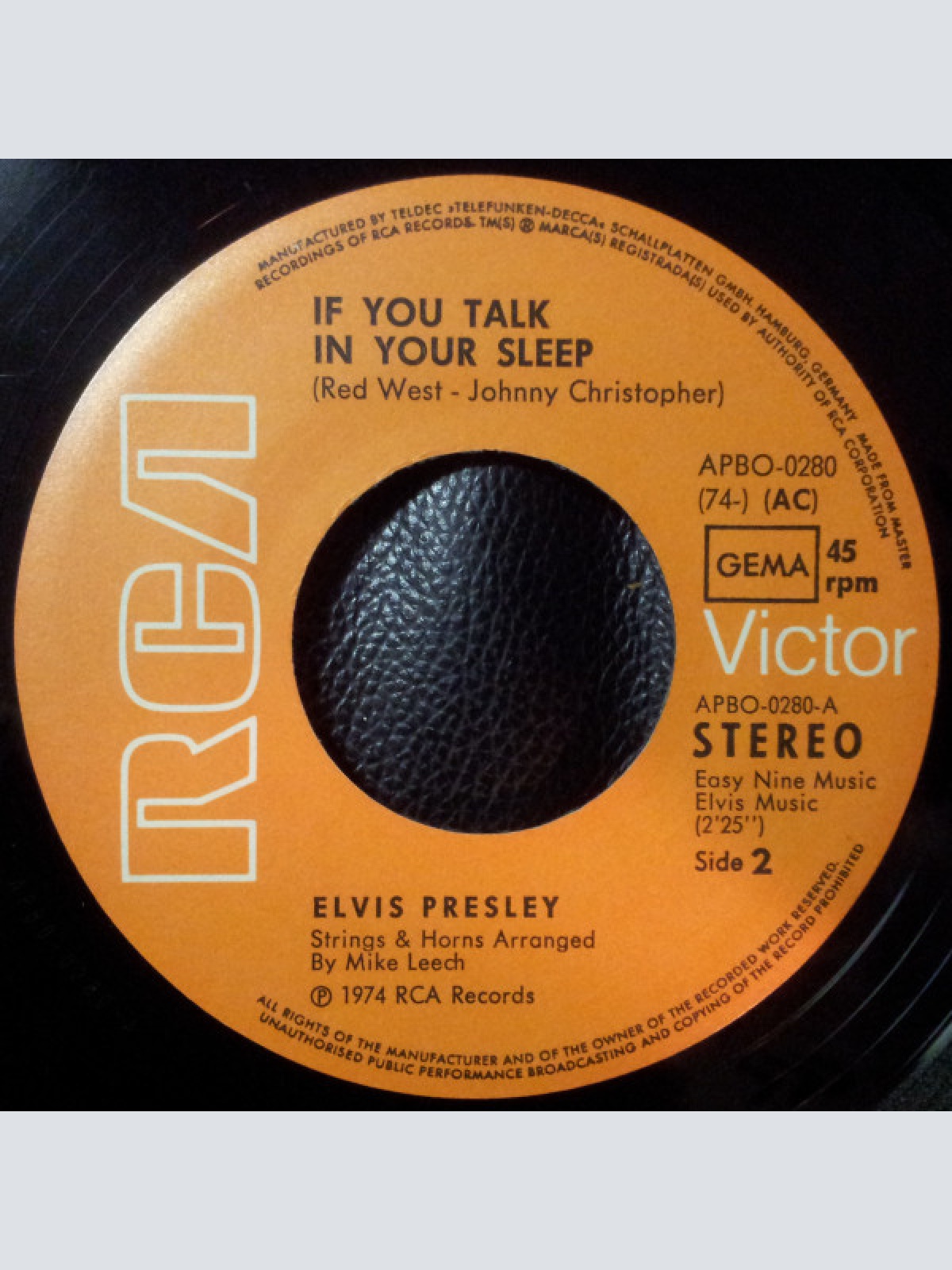 Vinyl / Elvis* - Help Me / If You Talk In Your Sleep