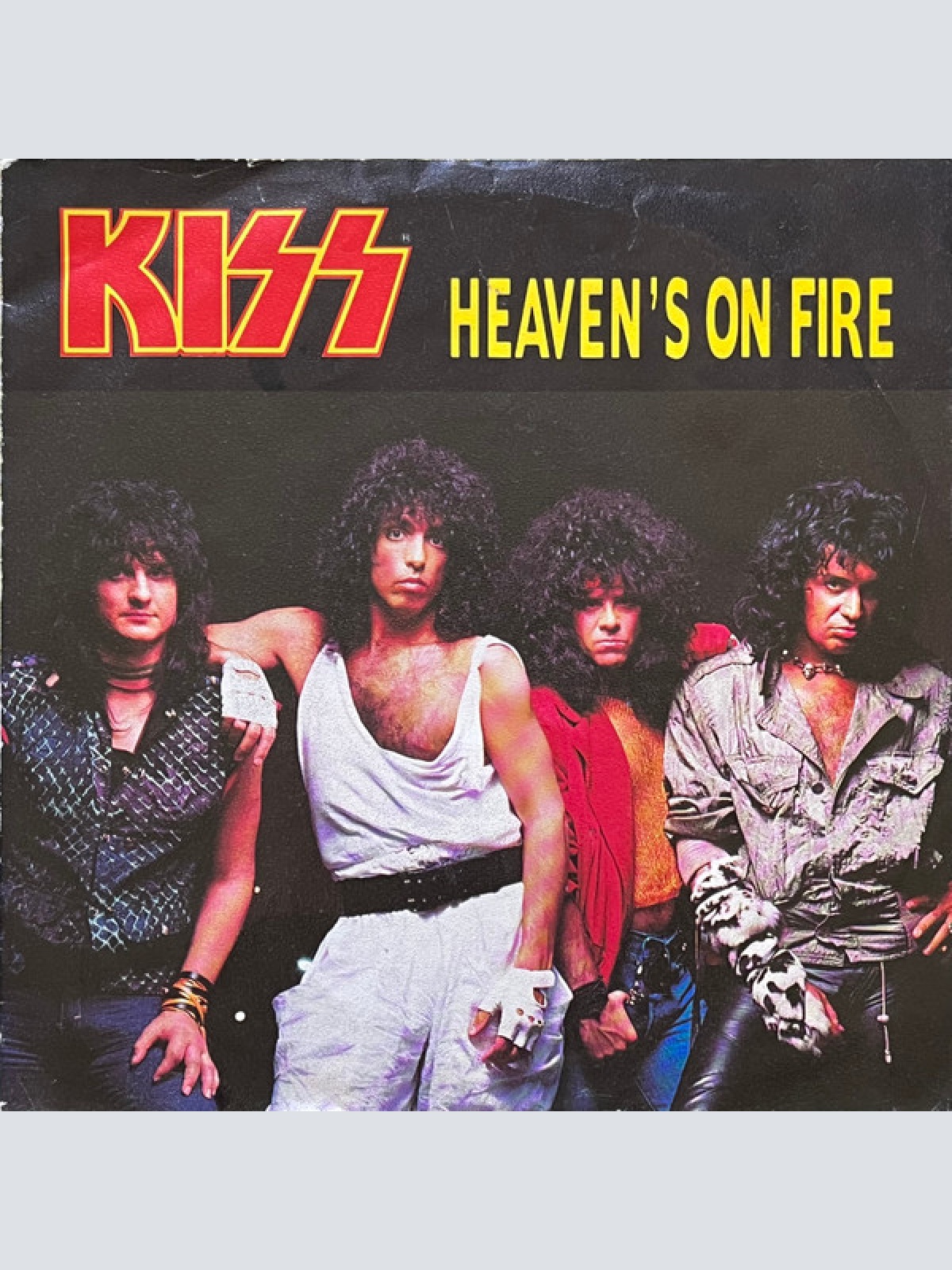 Vinyl / Kiss - Heaven's On Fire