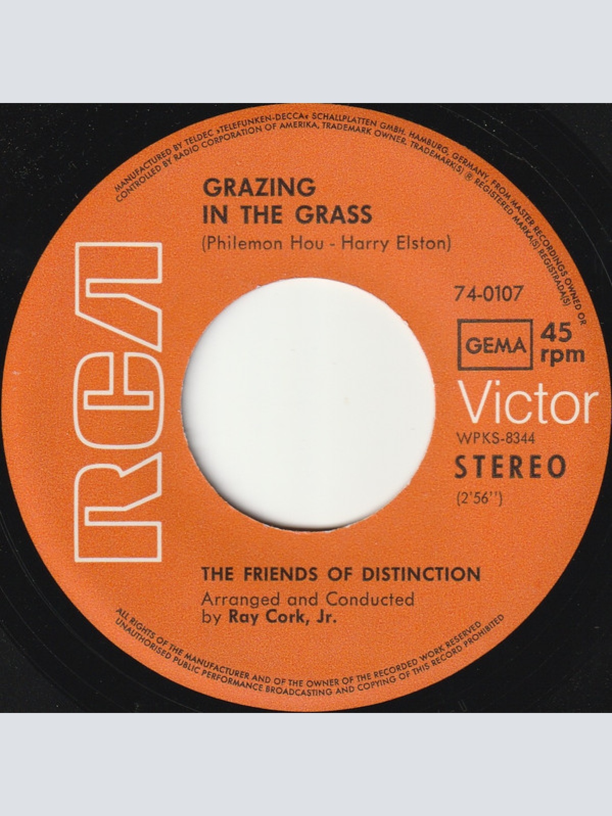 Vinyl / The Friends Of Distinction - Grazing In The Grass