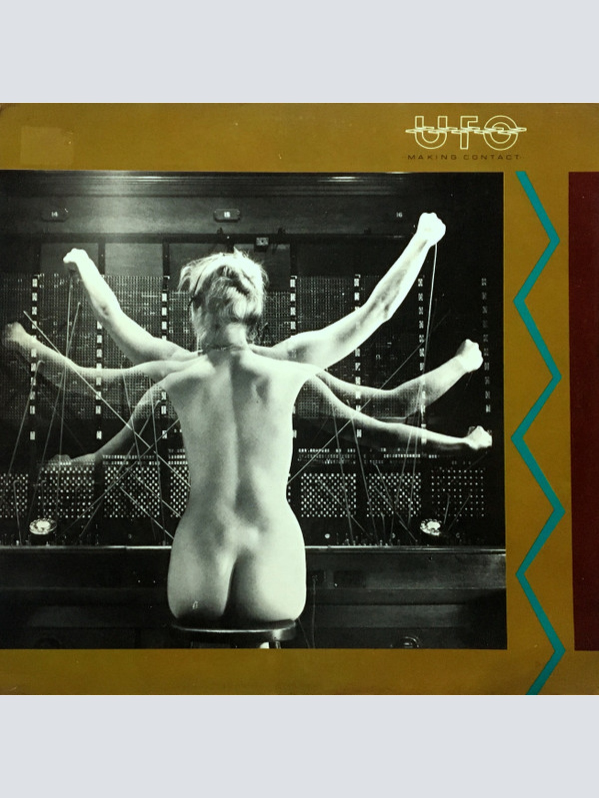 Vinyl / UFO (5) - Making Contact