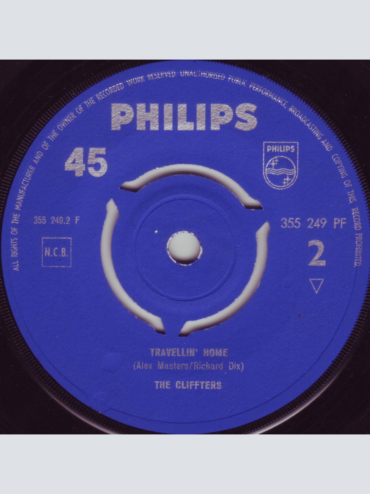 Vinyl / The Cliffters - Walkin' Back To Happiness / Travellin' Home