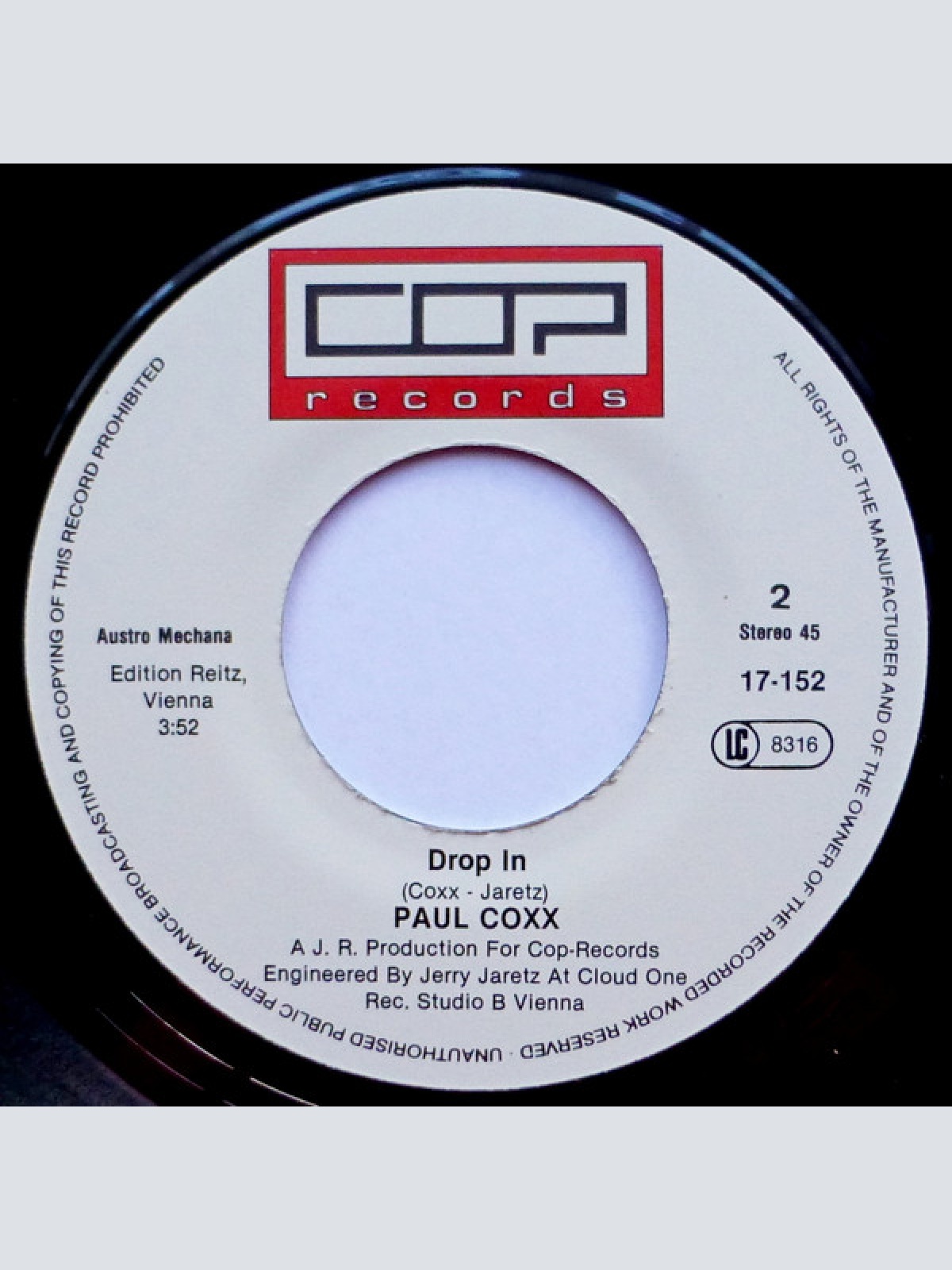 Vinyl / Paul Coxx - Dancin'