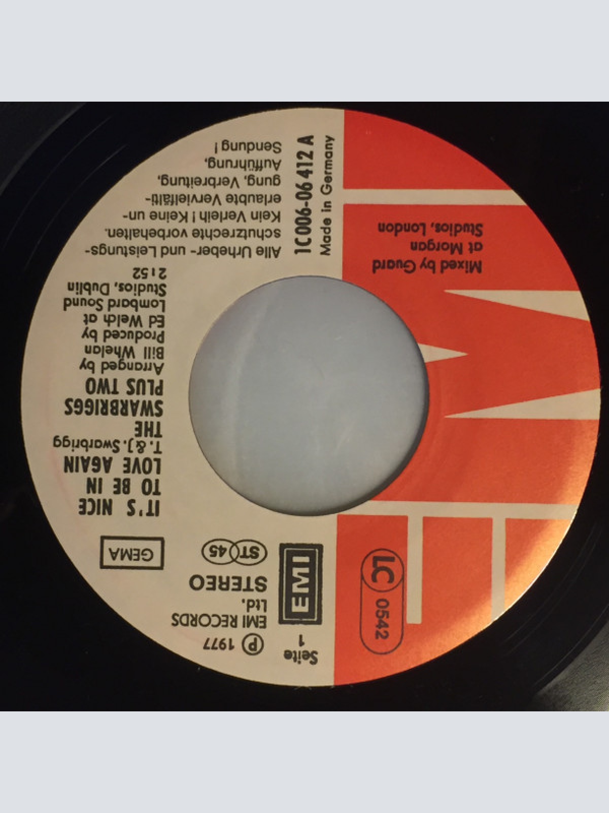 Vinyl / The Swarbriggs Plus Two - It's Nice To Be In Love Again