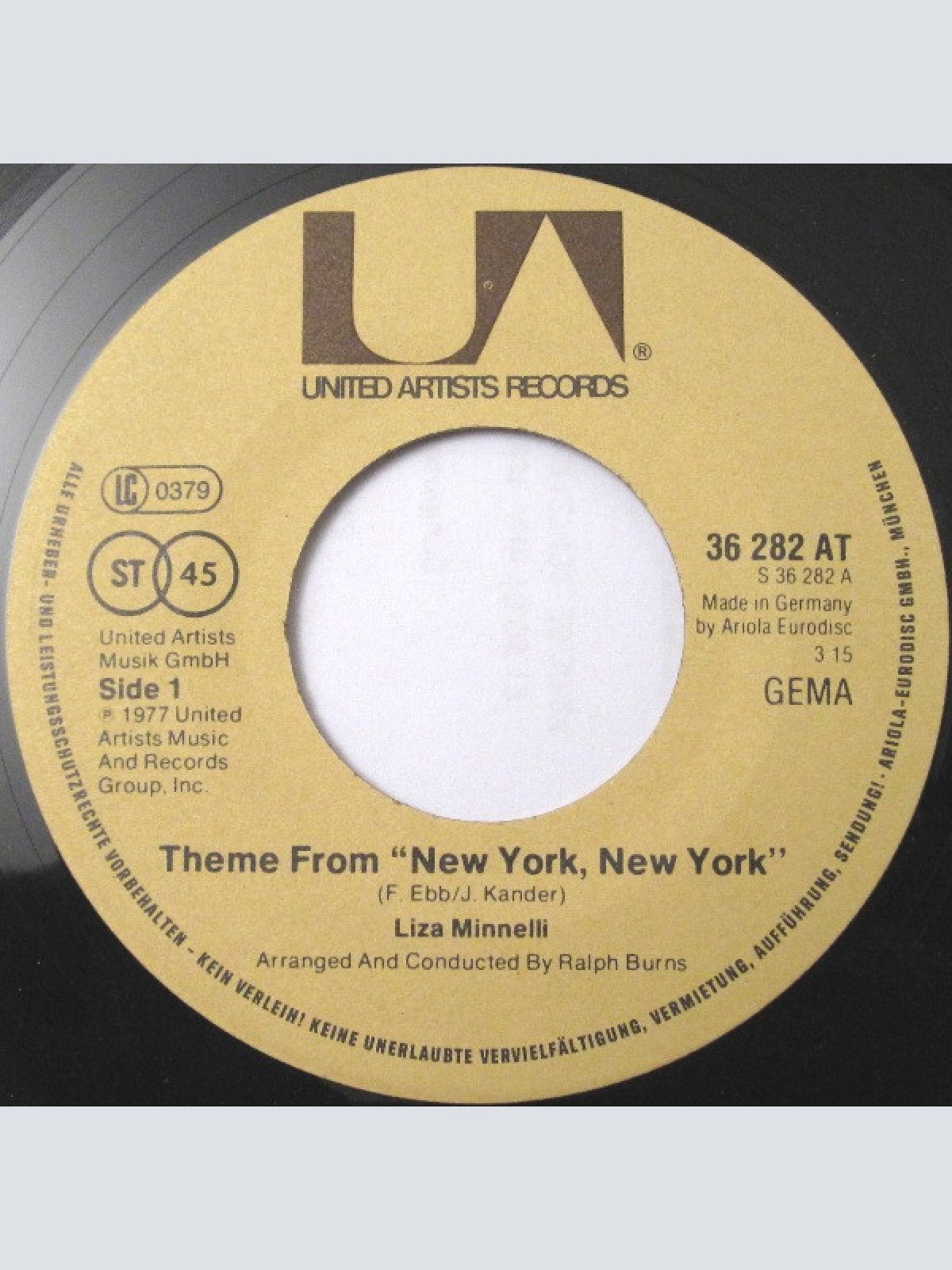 Vinyl / Liza Minnelli / Ralph Burns & His Orchestra* - Theme From New York, New York / Hazoy