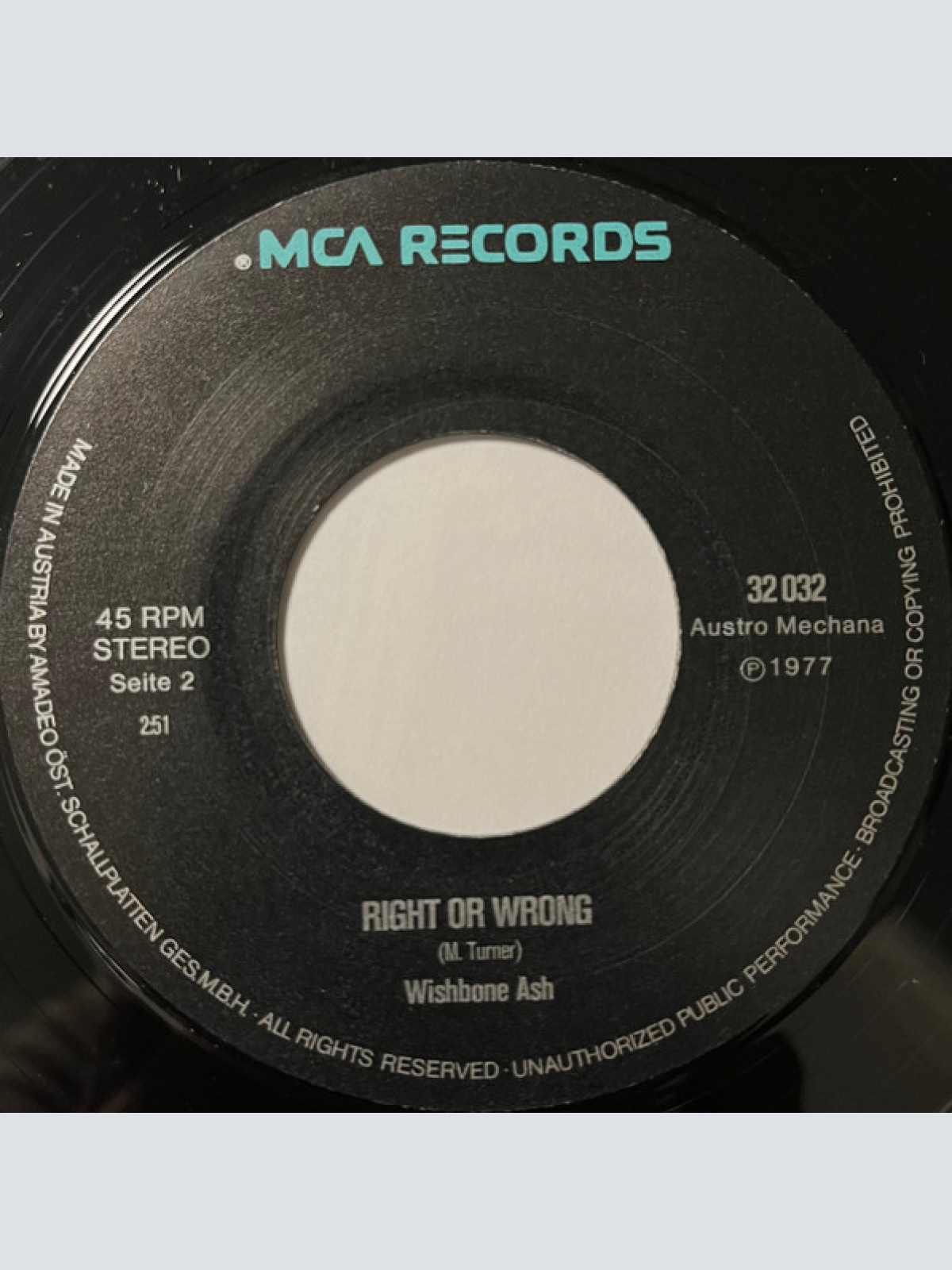 Vinyl / Wishbone Ash - Goodbye Baby Hello Friend