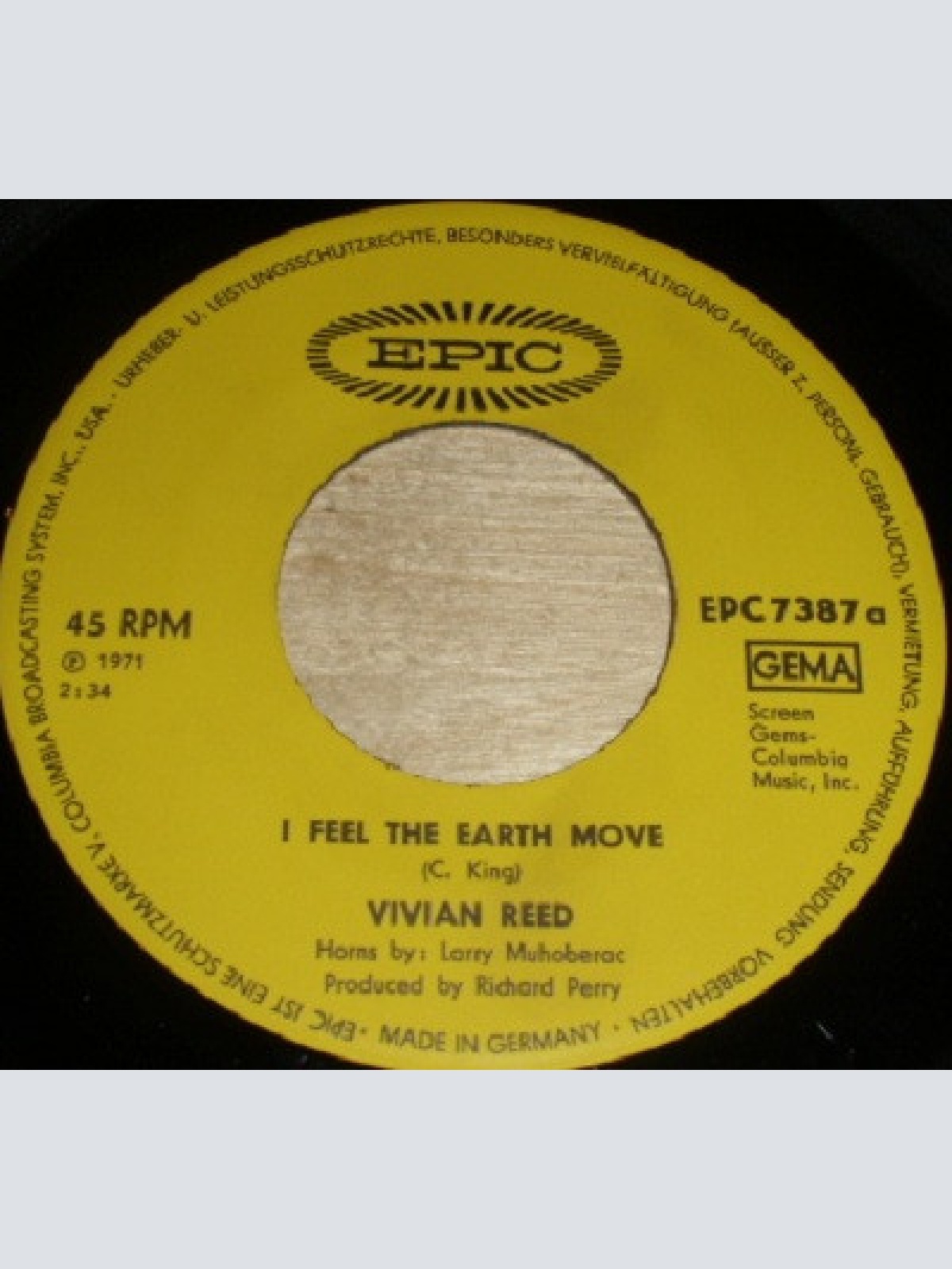 Vinyl / Vivian Reed - I Feel The Earth Move