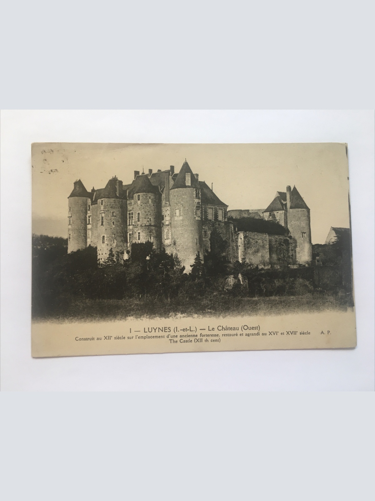 Luynes - Le Château 85016 RE