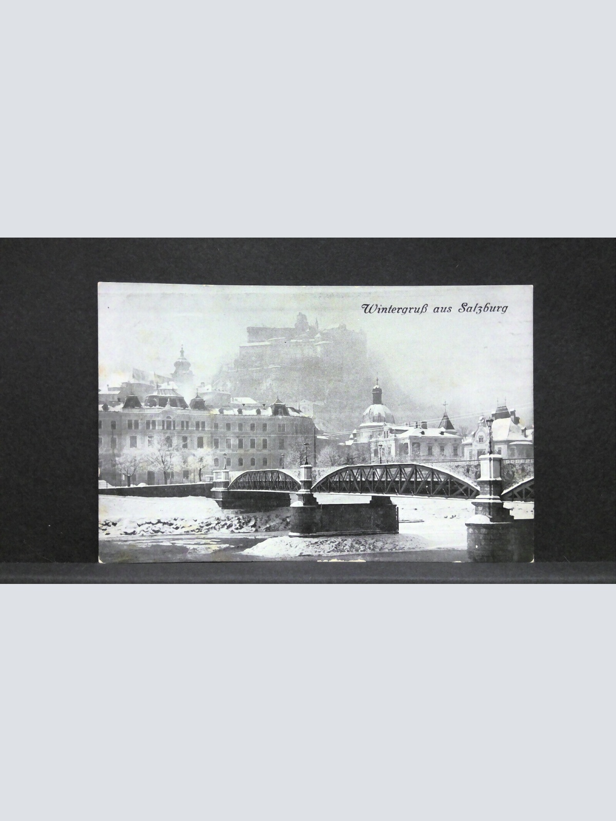 Salzburg Carolinenbrücke Nonnberg und Festung Hohensalzburg Winter JW165830