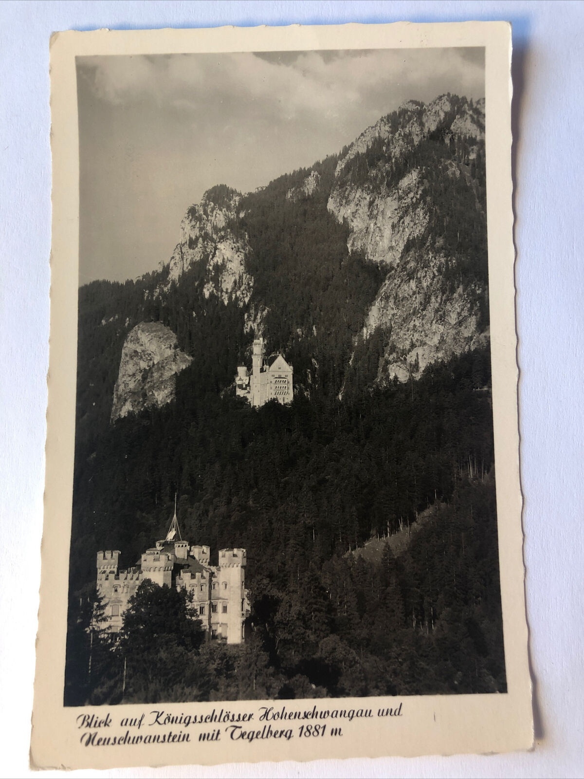 Blick auf Königsschlösser Hohenschwangau und Neuschwanstein mit Tegelberg 20331G