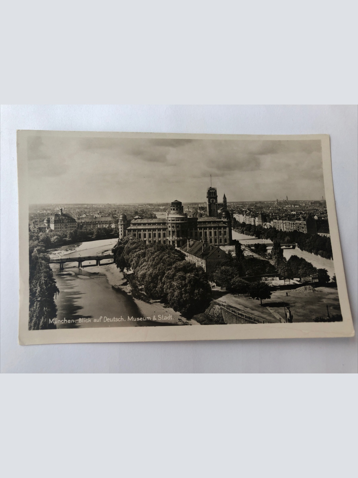 München Blick auf Deutsch. Museum & Stadt. 20319