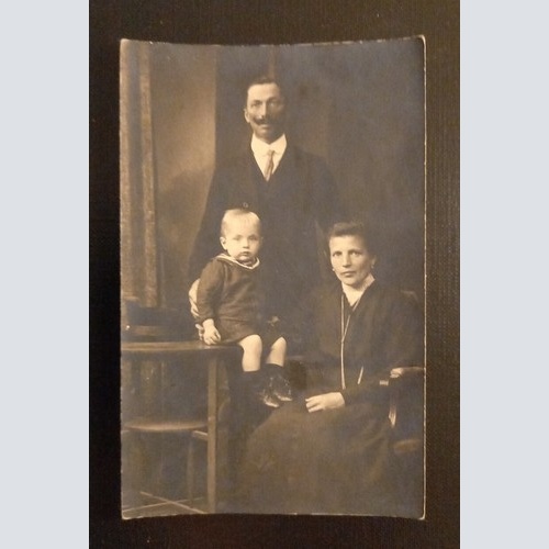 Familie mit Kind Porträt 400554 Ga E