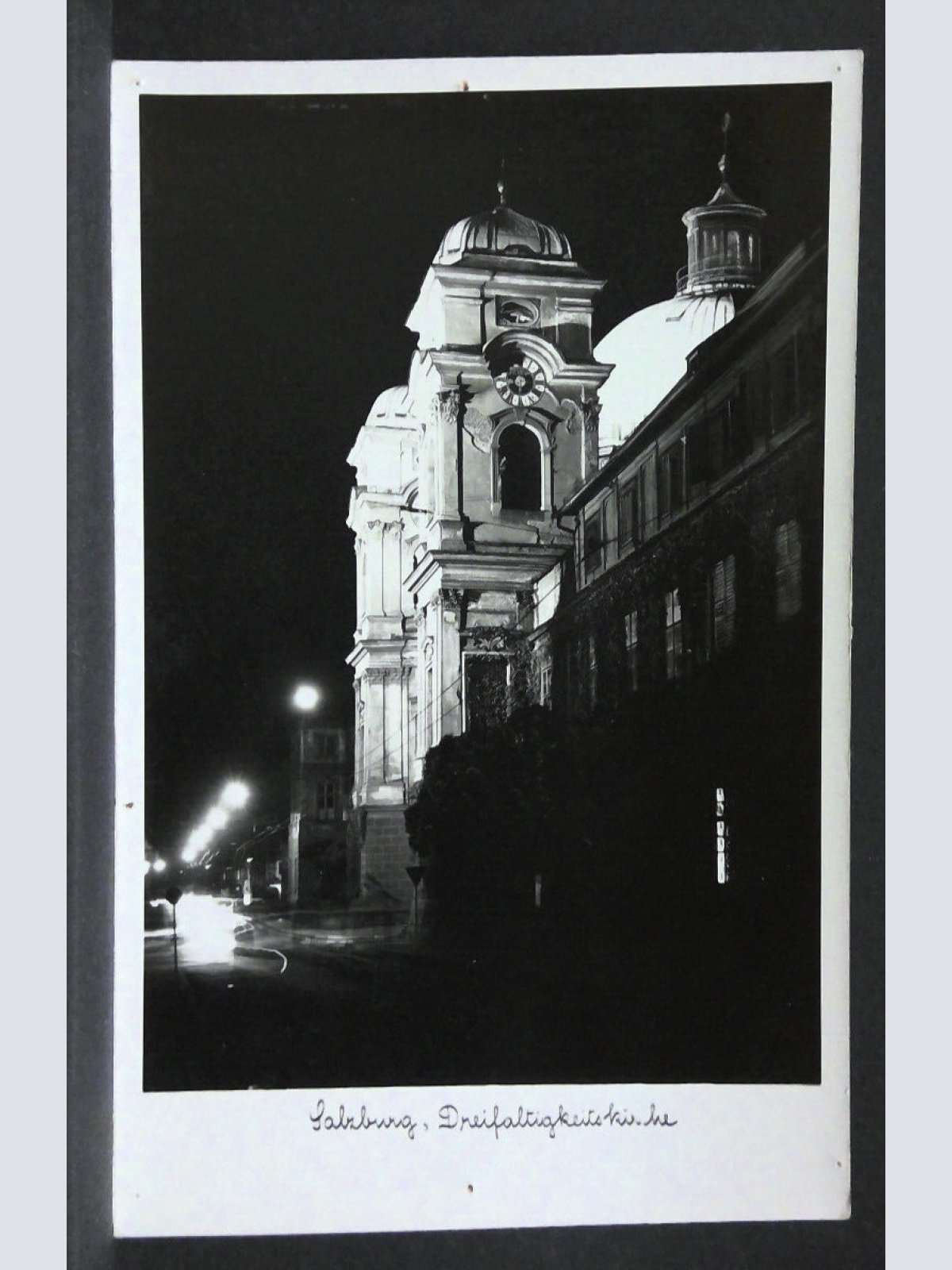 Salzburg Dreifaltigkeitskirche bei Nacht JW 6391