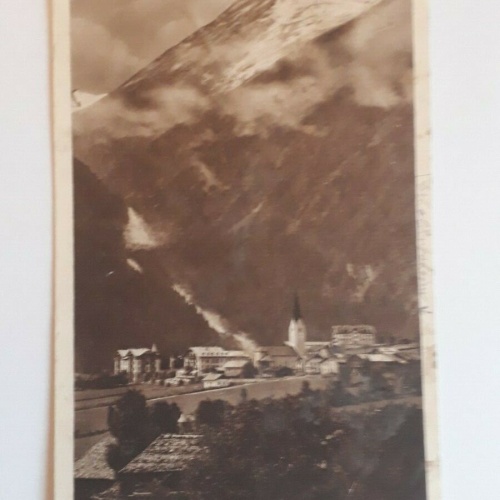 Krimml,1076m, mit den Wasserfällen.25006