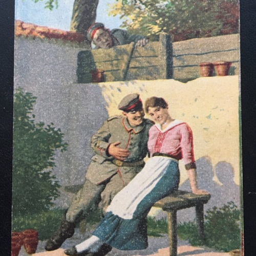 Der "Spion" - Soldat beobachtet Paar - Militär Krieg 400638 TH