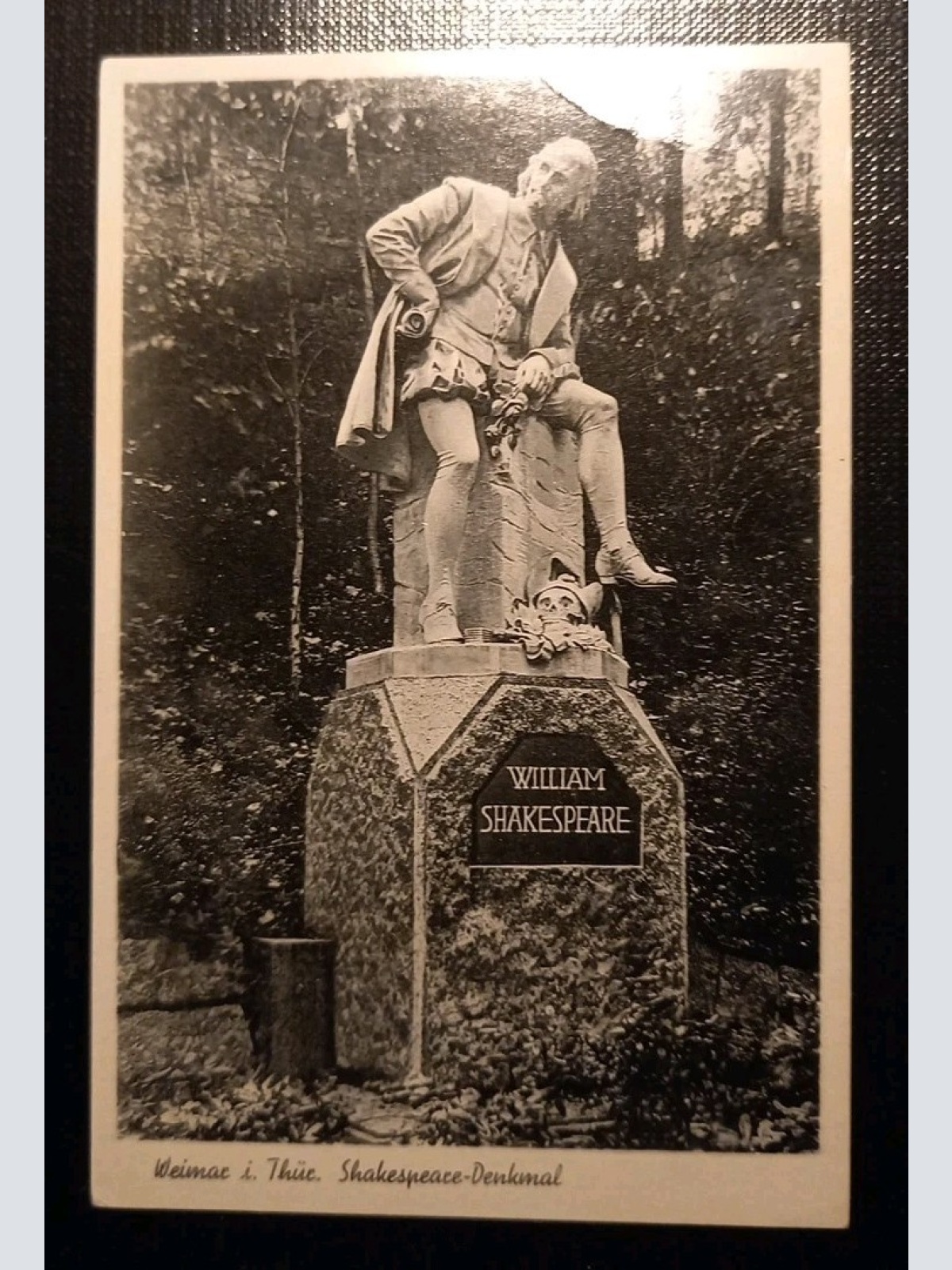 Weimar Shakespeare Denkmal Gr