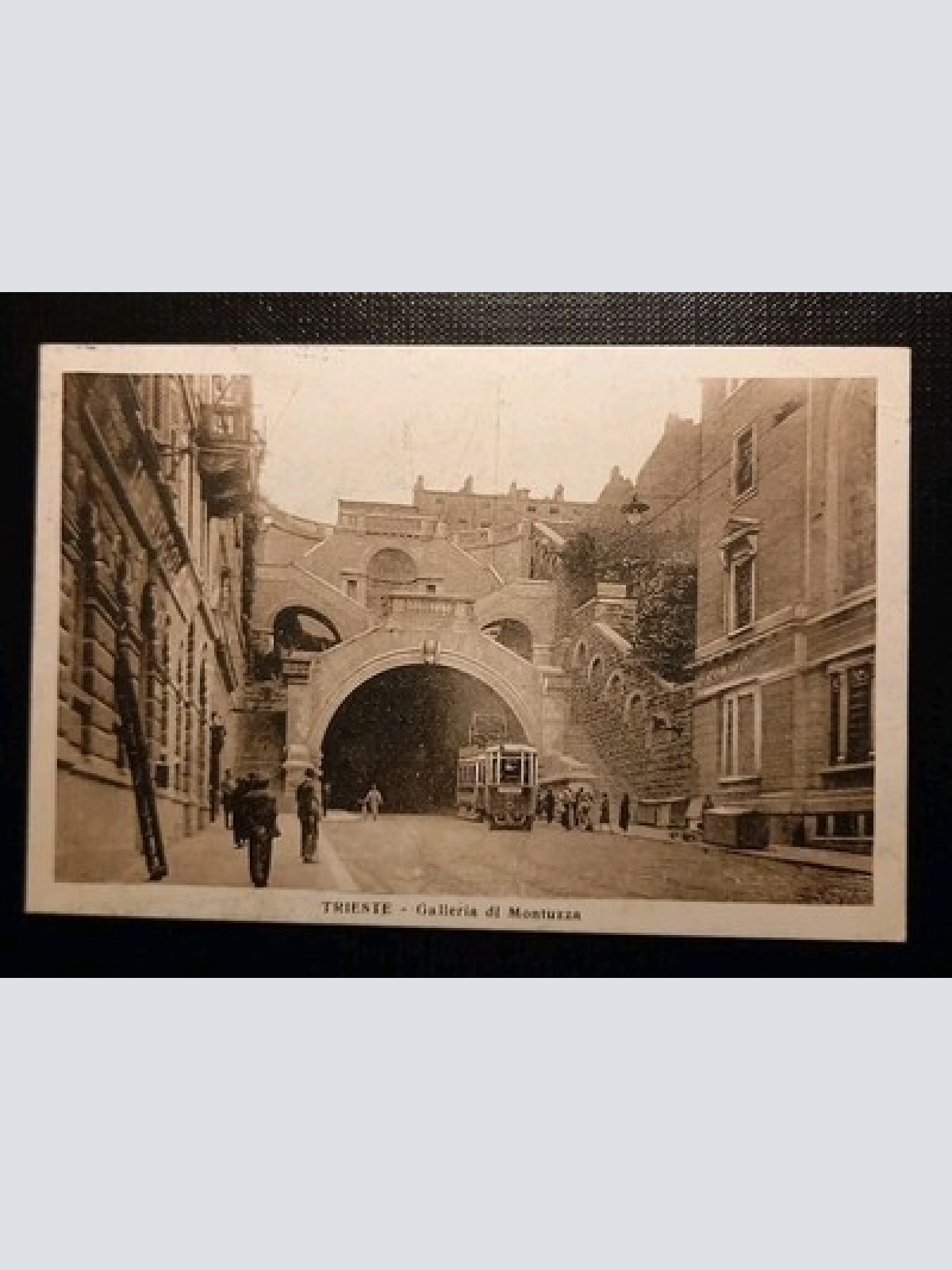 Trieste Galleria Di Montuzza Italien 800028 Gr