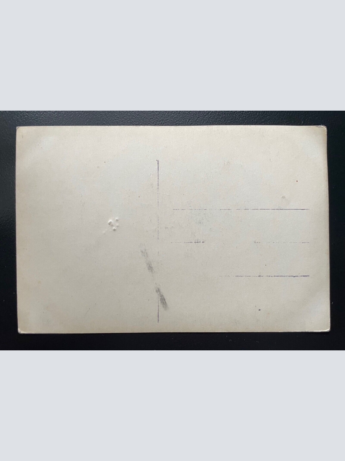 Gruppenaufnahme Soldaten Uniform Schirmmütze Hund Feld Militär Krieg 400598 TH