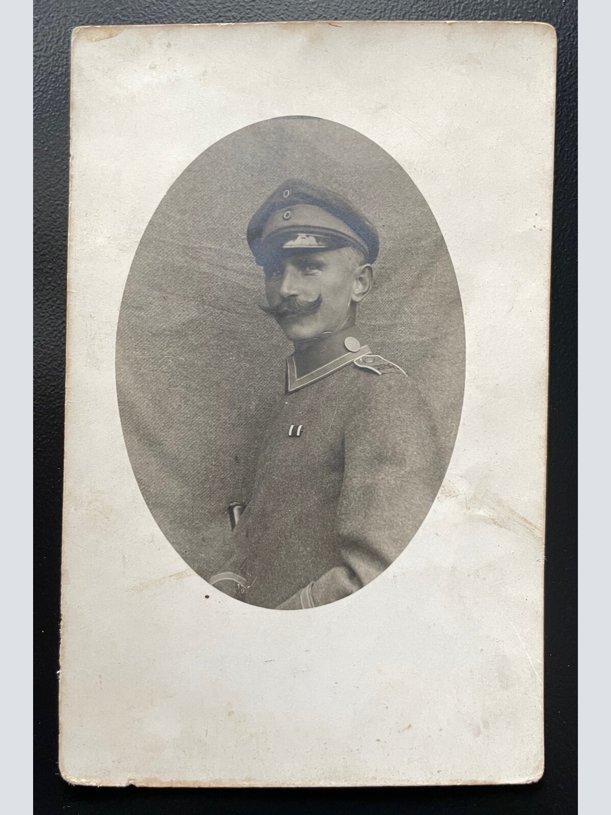 Porträt Soldat Uniform Schirmmütze Bart Militär Krieg 400584 TH