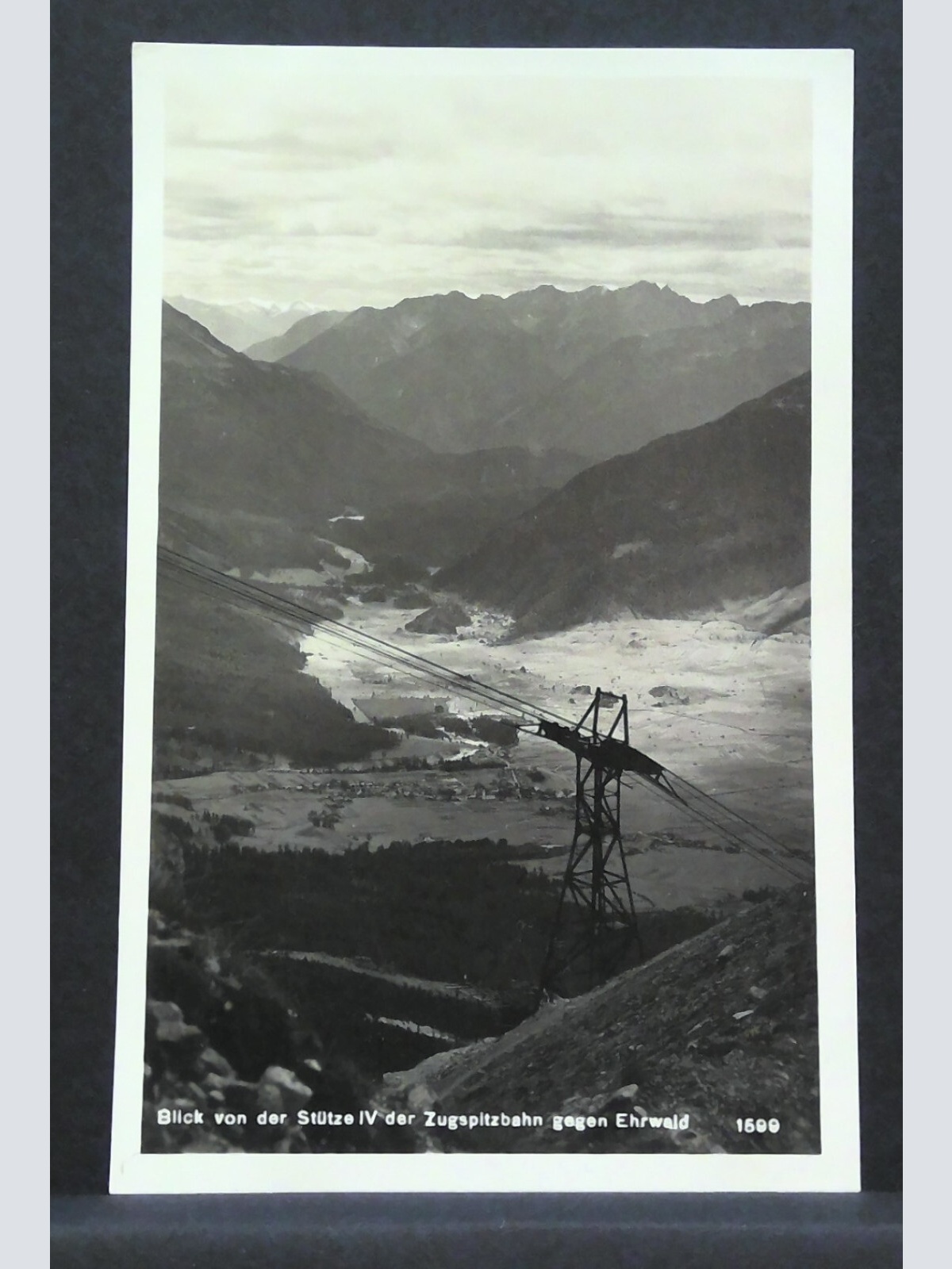 Blick von der Stütze IV der Zugspitzbahn gegen Ehrwald JW 402979 F