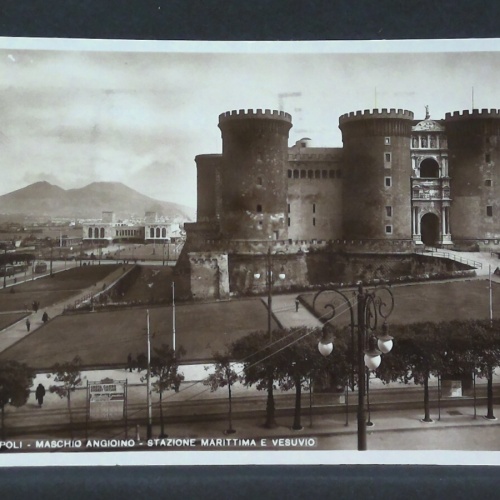 Napoli Maschio Angioino Stazione Marittima e Vesuvio JW 410210 F