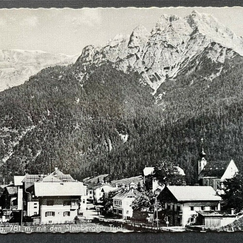 Waidring Steinbergen Ortschaft Kirche Gebirge Wald Tirol Österreich 410771 TH