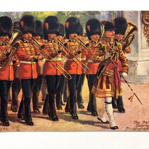 The Coldstream Guards - Band entering/Kapelle in Buckingham Palace 40182 TH