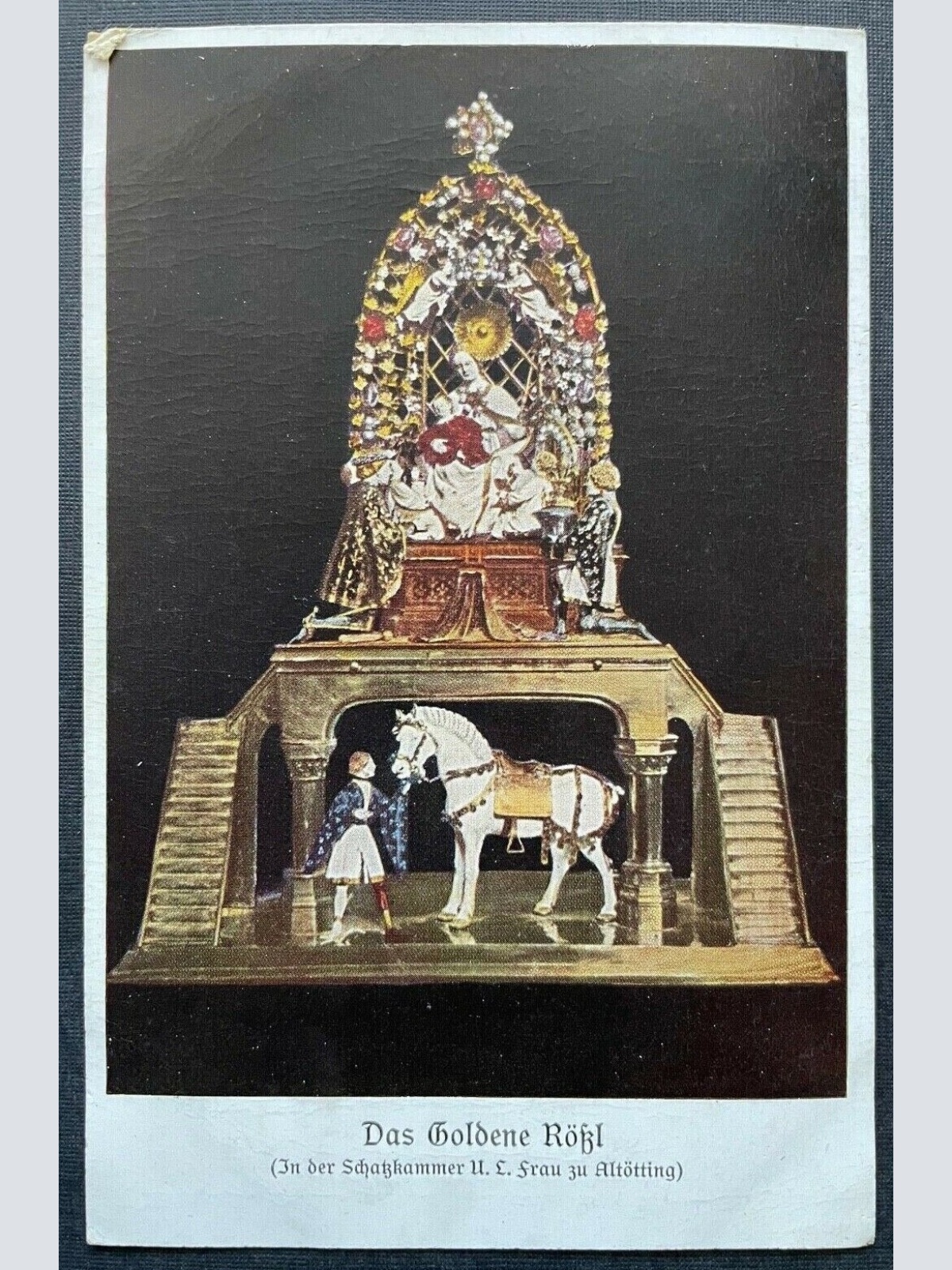 Das Goldene Rößl Schatzkammer Altötting Kunst Pferd Bayern Deutschland 400321 A