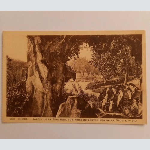 Nimes, la Grotte 500024A gr D