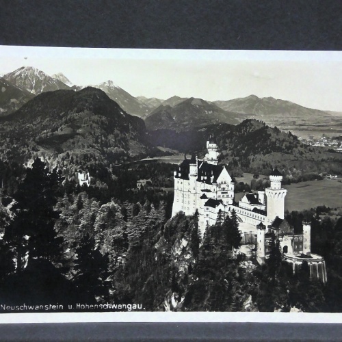Schloss Neuschwanstein un Hohenschwangau 140425 jw J