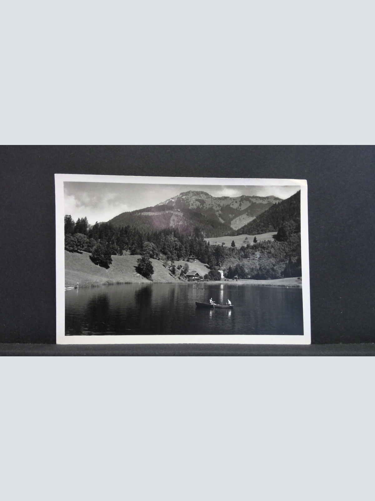 Unterwössener See mit Hochgern Berge Boot 140423 jw J
