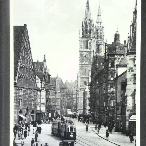 Königstrasse mit St Lorenzkirche Nürnberg 80219 jw J
