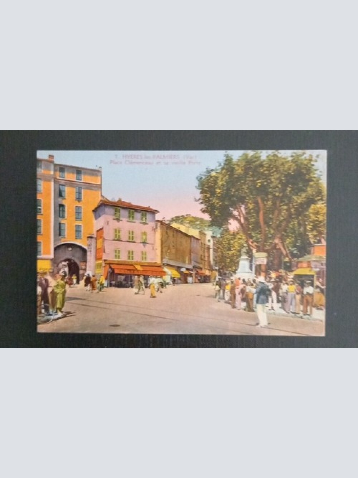 Heeres Les Palmiers Place Clemenceau et sa vieilie Porte 800084 Ga E