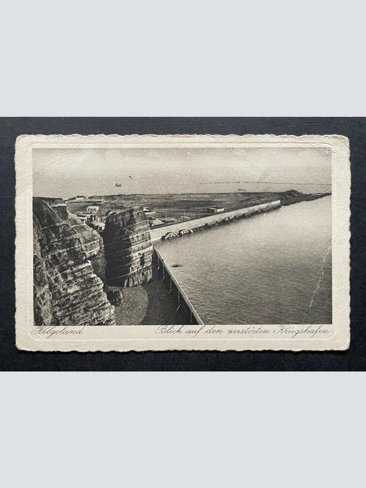 Helgoland Zerstörter Kriegshafen Küste Schleswig-Holstein Deutschland 400289 D
