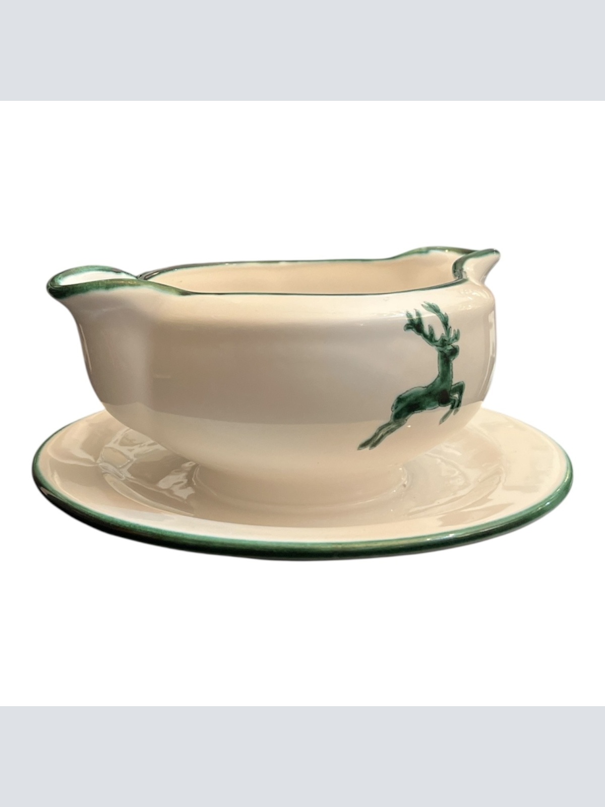 Gmundner Keramik Grüner Hirsch Sauciere mit Unterteller