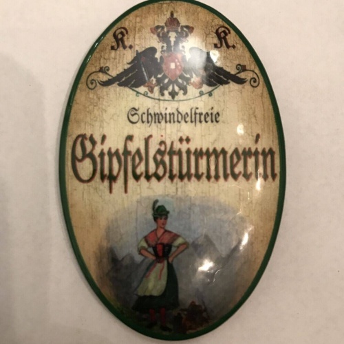 K&k nostalgie flaschenöffner magnetisch gipfelstürmerin 7x4,5cm