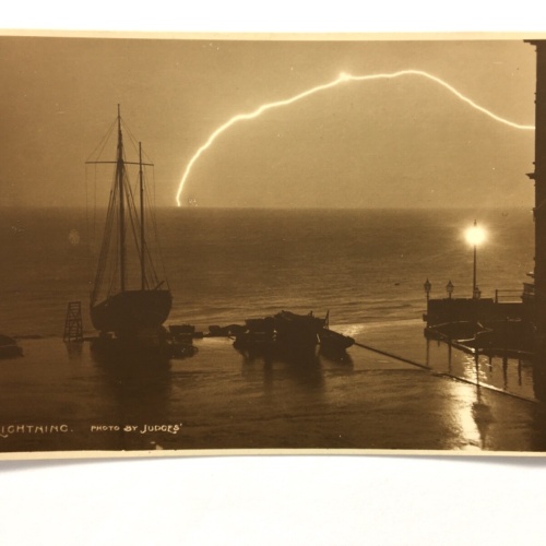 Lightning - Blitz schlägt ein - Hafen Meer - Irgendwo in England 40194 TH