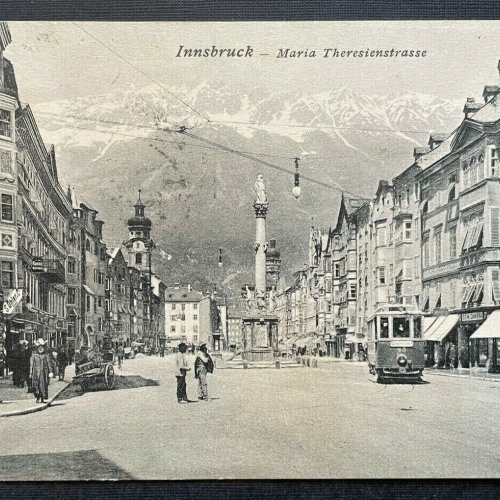 Innsbruck Maria Theresienstrasse Strassenbahn Gebirge Tirol Österreich 402378 TH